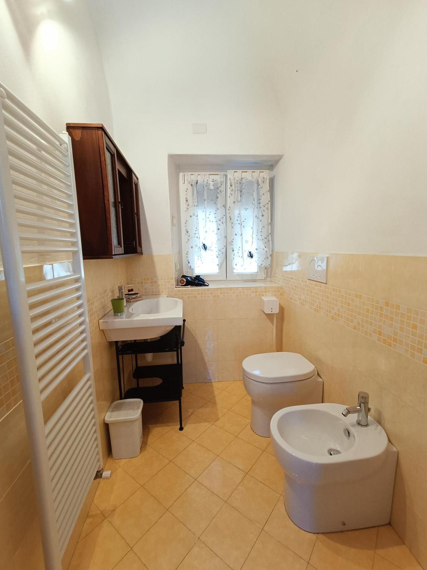 B&B Il Girasole ฟีนาเลลีกูเร ภายนอก รูปภาพ