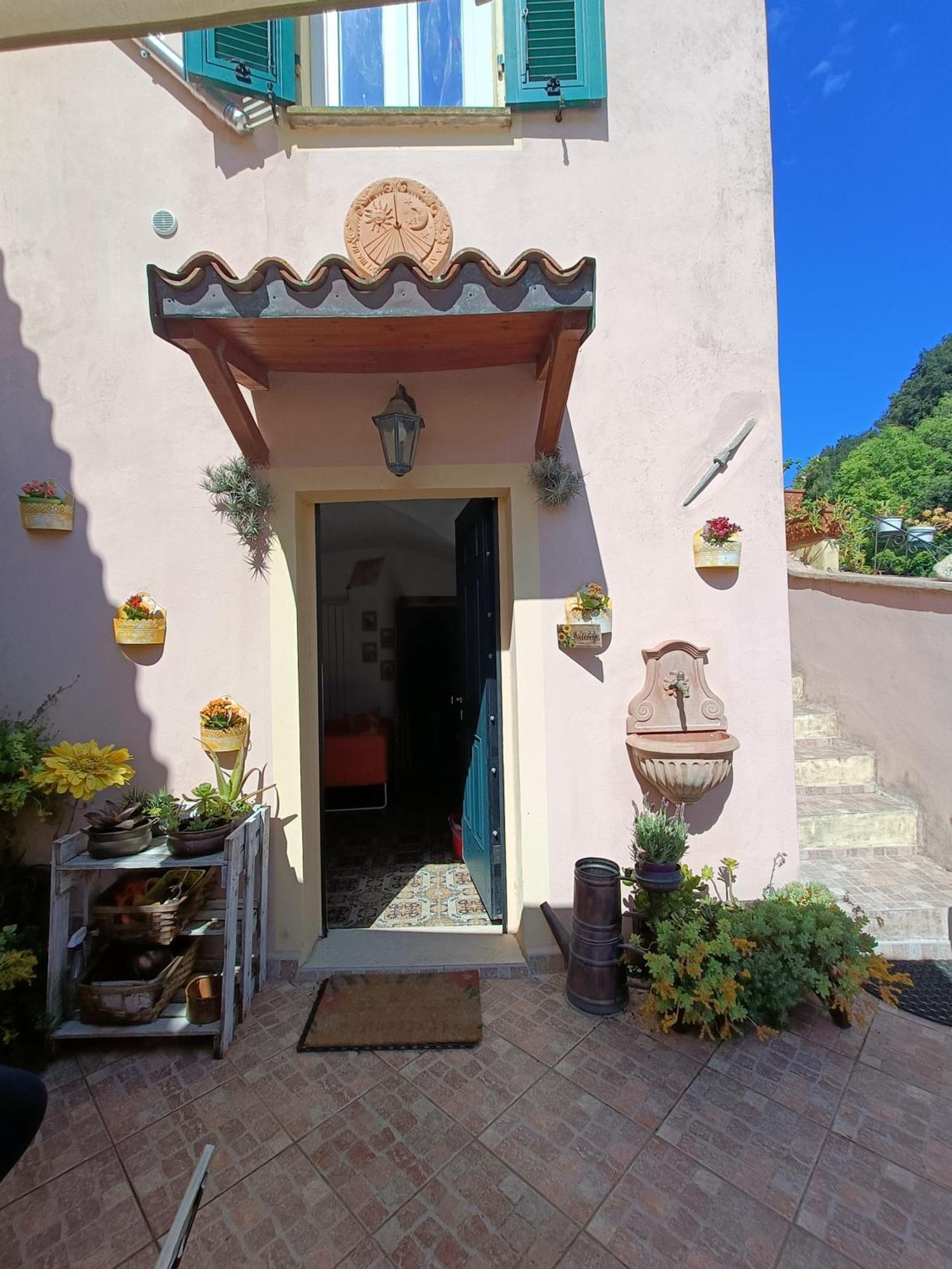 B&B Il Girasole ฟีนาเลลีกูเร ภายนอก รูปภาพ