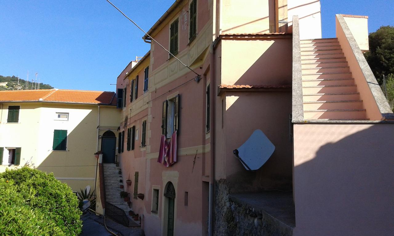 B&B Il Girasole ฟีนาเลลีกูเร ภายนอก รูปภาพ